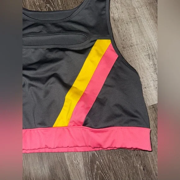 Flirtitude Active Women’s Low Impact Sports Bra Size 3X - Picture 2 of 5